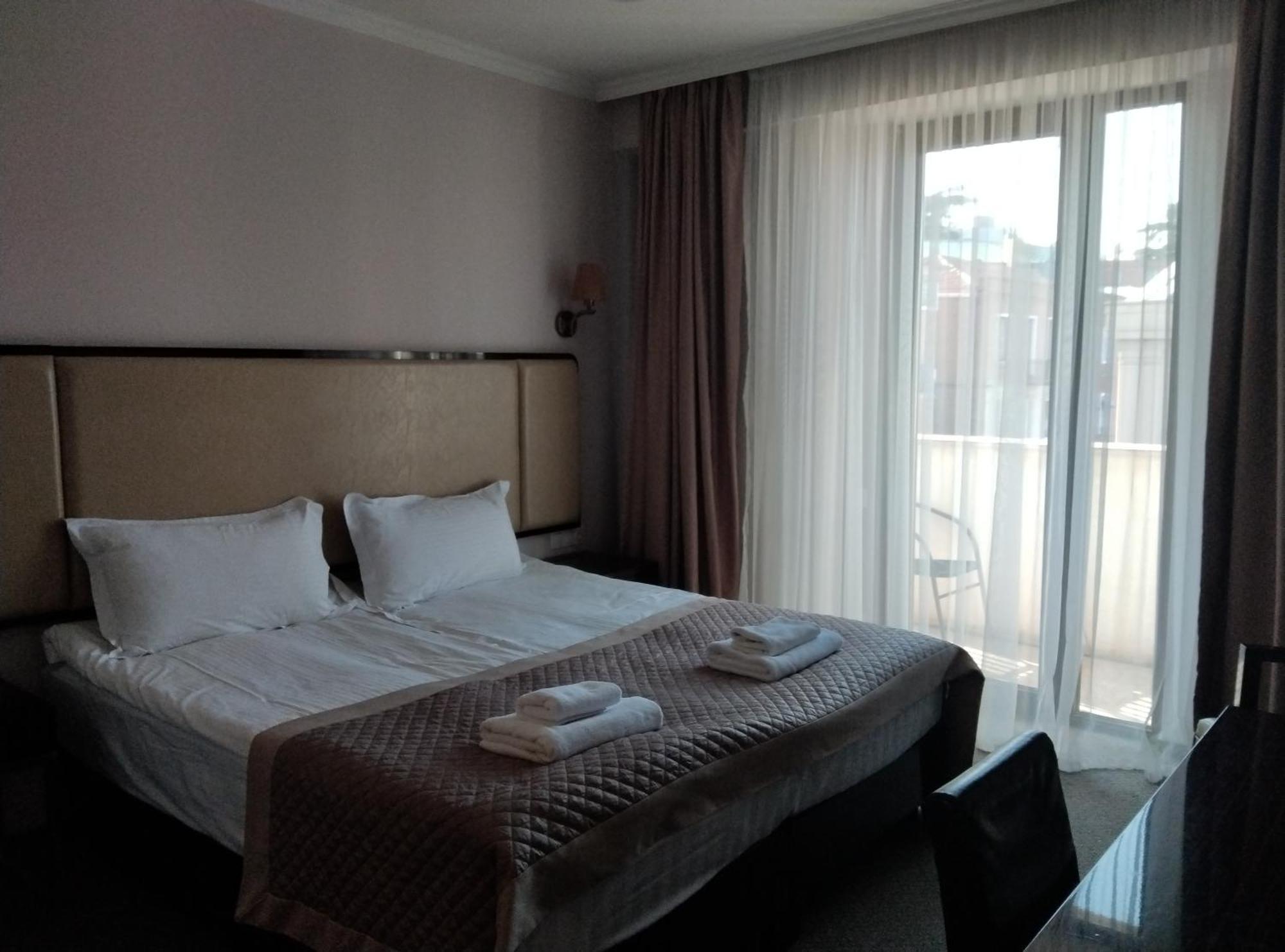 Hotel Genio Tbilisi Exterior foto
